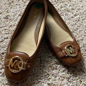 NWOT Women’s Michael Kors Carmel slip on; 8M